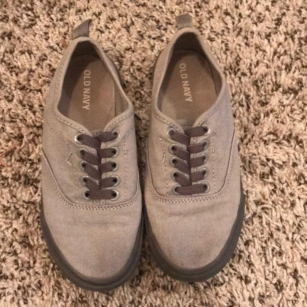 Boys sneakers